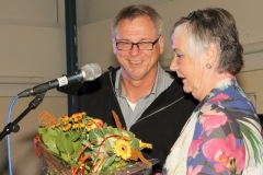 16 boeket aangeboden door Ben